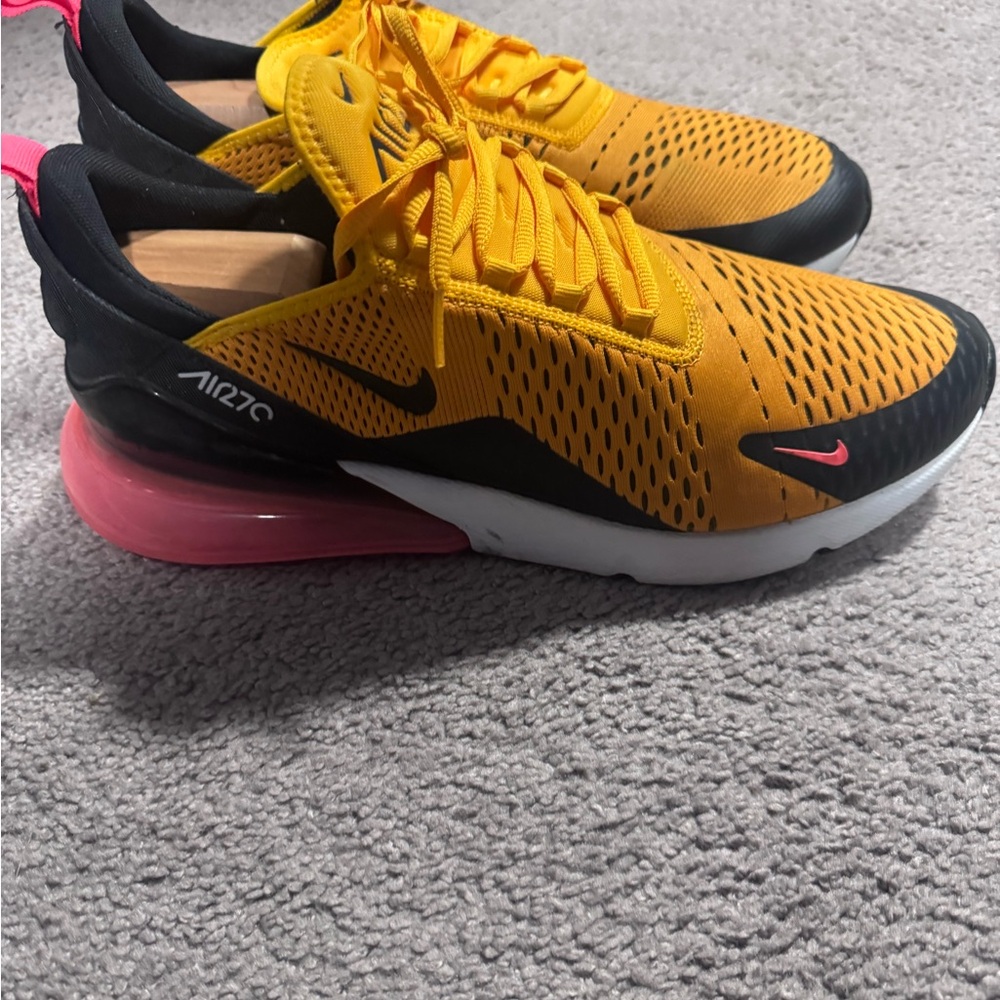 Like New Nike  Air Max 270 Yellow, Black and Pink Sneakers